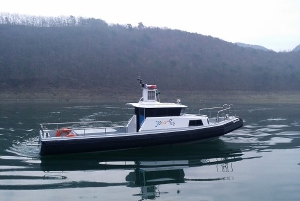 ▲ 18일 충북 옥천군이 대청호에서 진수식을 가질 예정인 새 관공선. ⓒ뉴데일리