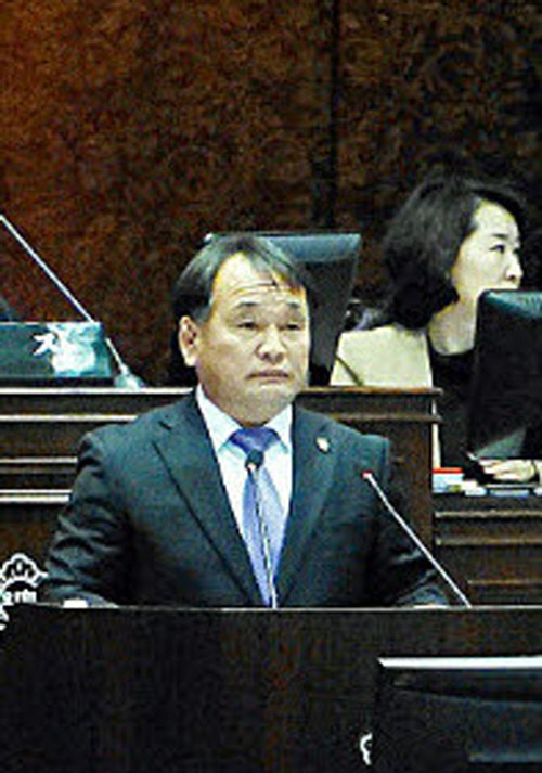 ▲ 5분 발언을 하고 있는 제천시의회 이성진 의원.ⓒ뉴데일리