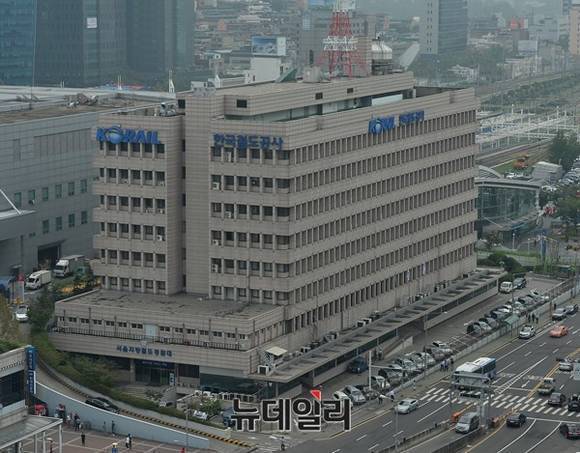 ▲ 한국철도공사(코레일)의 자회사인 코레일네트웍스의 카쉐어링 사업 '유카'가 흔들리고 있다. 사진은 코레일 모습.ⓒ뉴데일리