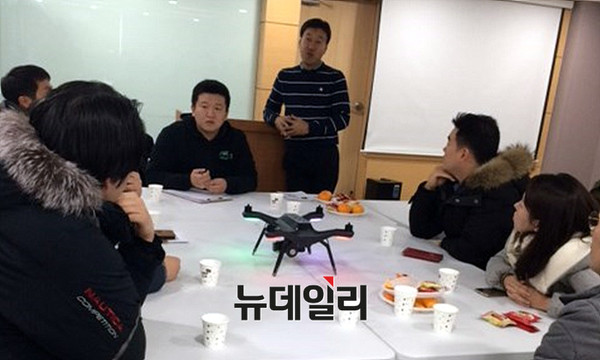 ▲ 3DR A/S 교육 및 기술 토론 ⓒ뉴데일리 DB