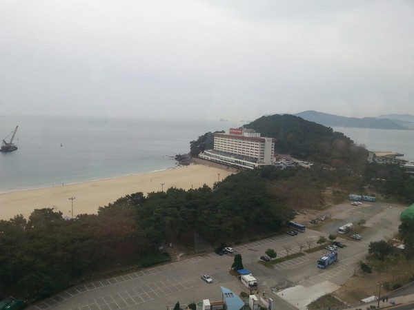 ▲ 기상청은 이날 날씨가 다소 풀리지만 서울 등 서쪽 지방을 중심으로 미세먼지에 주의해야 한다고 예보했다.ⓒ뉴데일리