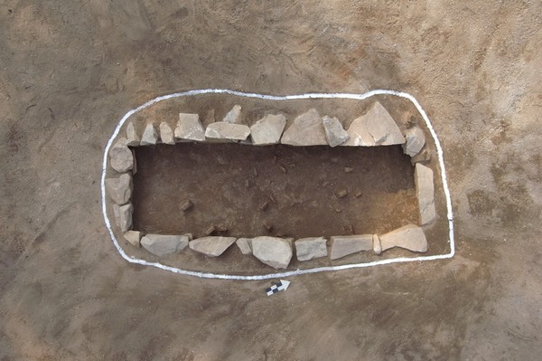 ▲ 증평 추성산성에서 발굴된 석곽묘 ⓒ뉴데일리