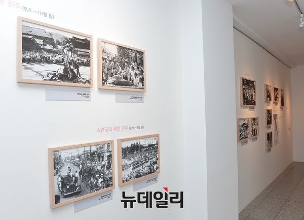 ▲ 사단법인 건국이념보급회(회장 인보길, 뉴데일리 대표)가 21일 오후 서울 광화문 대한민국역사박물관에서 '대한민국의 탄생 展'을 개막식을 갖고, 오는 22일 부터 내년 2월 21일까지 전시를 이어간다고 밝혔다. ⓒ뉴데일리 정상윤 기자