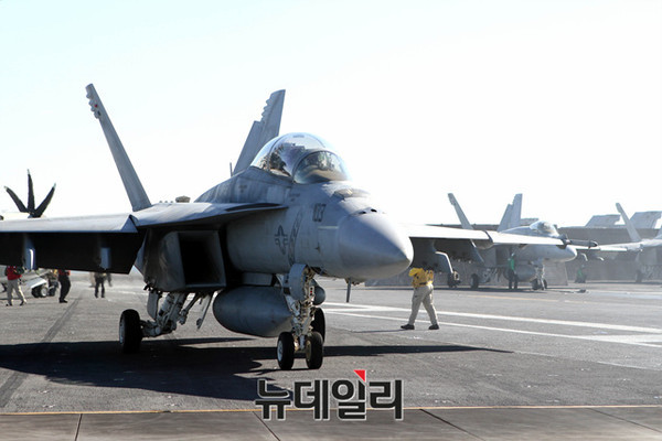 ▲ 미해군 F/A-18F 전투기.ⓒ뉴데일리 순정우 기자