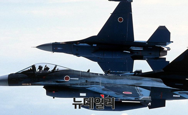 일본 항공자위대의 F-2 전투기. 이 전투기는 해상의 함정만을 공격하도록 만들어진 전투기다. 최근 일본은 이같은 해상 공격기를 북쪽으로 이동 배치한 바 있다. ⓒ일본 항공자위대 홈페이지