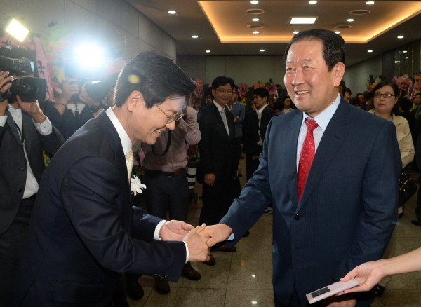 ▲ 통합신당 박주선 의원과 국민회의 천정배 의원은 8일 신당통합연석회의를 거쳐 선(先)통합할 가능성이 높은 것으로 알려졌다(자료사진). ⓒ뉴시스 사진DB