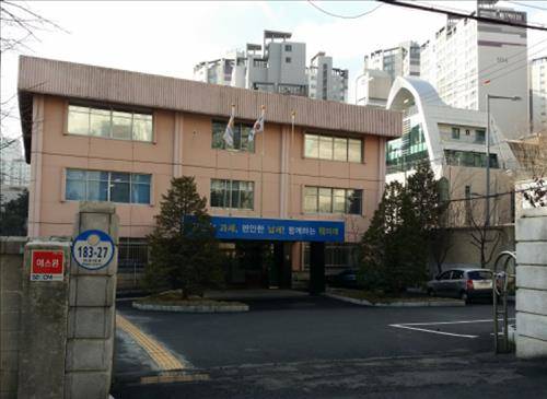 ▲ 캠코가 재매각한 제주 국세청주류면허지원센터.ⓒ연합뉴스