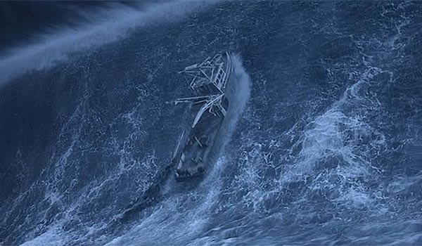 2000년 개봉한 영화 '퍼펙트 스톰'의 한 장면. 영화 속 어부들은 버뮤다 삼각지대 해역에서 엄청난 폭풍을 만난 뒤 모두 숨진다. ⓒ유튜브 영화 트레일러 화면 캡쳐