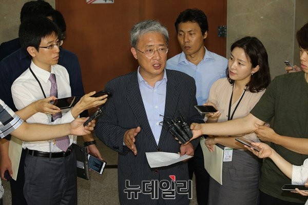 ▲ 국민의당 창당준비위원회 당헌기초위원장을 맡고 있는 유성엽 의원이 내년 총선을 이기기 위한 국민의당의 계획에 대해 밝혔다. ⓒ뉴데일리 DB