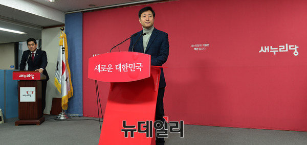 ▲ 오세훈 전 서울시장은 지난 해 4.29 재보궐 선거에서 맹활약하며 화려한 재기를 알렸다. 당시 관악을에 출마한 새누리당 오신환 후보를 도와 각종 유세에 나섰다. ⓒ뉴데일리 정상윤 기자