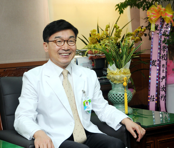 ▲ 조명찬 충북대학교병원장.ⓒ충북대학교