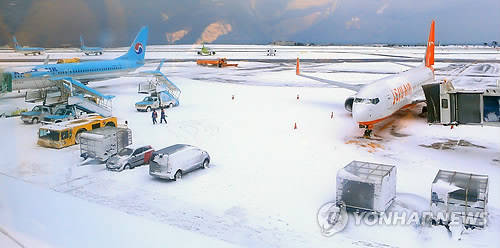 ▲ 운항 재개 앞둔 제주공항.ⓒ연합뉴스