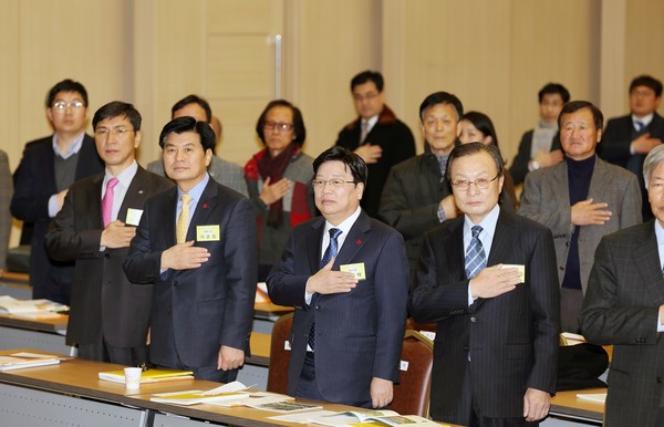 ▲ 안희정 충남도지사가 29일 ‘국가균형발전선언 12주년 기념식 및 심포지엄’에 참석했다.ⓒ충남도