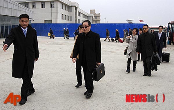 ▲ 北선전매체들은 지난 2일 "우다웨이 일행이 평양에 도착했다"고 일제히 보도했다. 우다웨이의 이번 방북은 2014년 3월 이후 2년 만이다. ⓒ뉴시스-AP. 무단전재 및 재배포 금지.