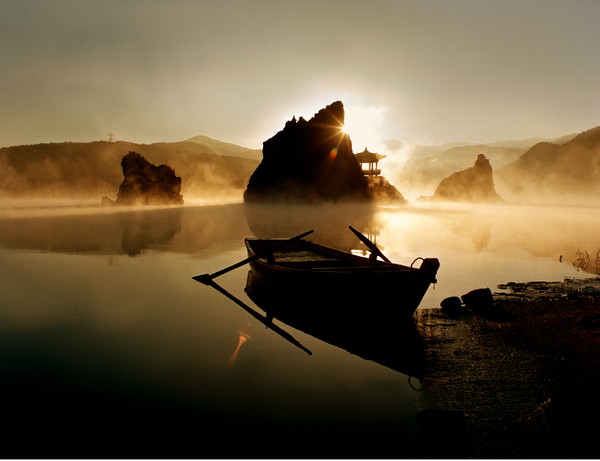 ▲ 단양팔경 중 1경인 도담삼봉 아침ⓒ단양군