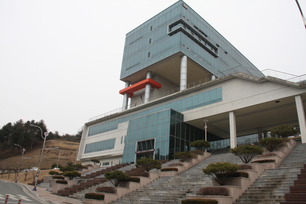 ▲ 한국교통대학교 본부 충주캠퍼스ⓒ목성균 기자