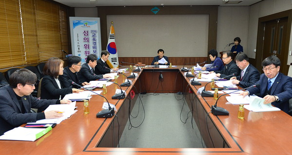 ▲ 제천시청에서 열린 교육경비보조금 심의위원회 모습ⓒ제천시