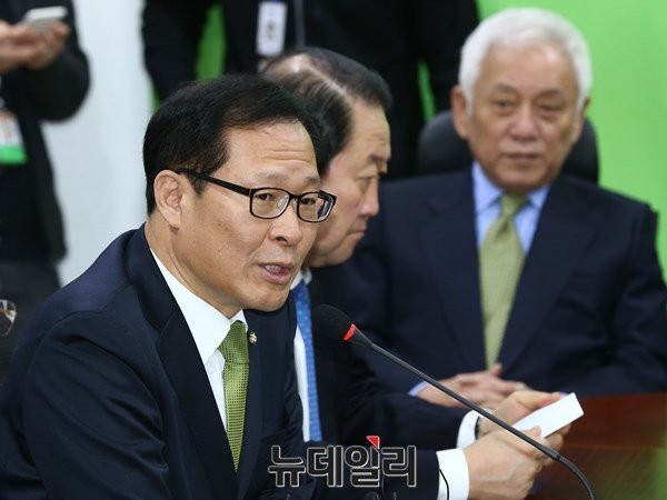 ▲ 국민의당 문병호 의원(사진)은 26일 MBC라디오 〈시선집중〉에 출연해, 혁신공천은 자의적인 물갈이가 아닌 엄정한 시스템에 의해 이뤄져야 한다는 점을 강조했다. ⓒ뉴데일리 정상윤 기자