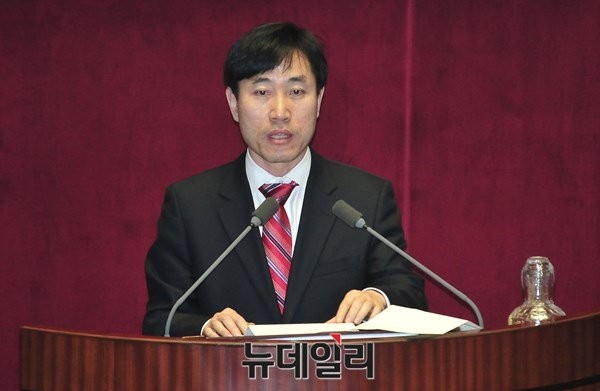 ▲ 새누리당 하태경 의원은 3일 새벽, 북한인권법 통과 표결에 앞서 찬성토론자로 나섰다. ⓒ뉴데일리 이종현 기자