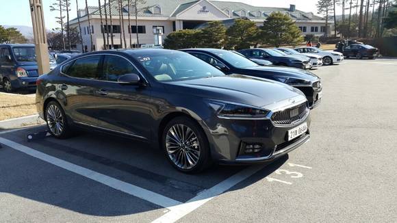 ▲ 제네시스와 K7 등의 판매량이 늘면서 준대형차 시대가 열렸다. 사진은 K7 모습.ⓒ뉴데일리경제