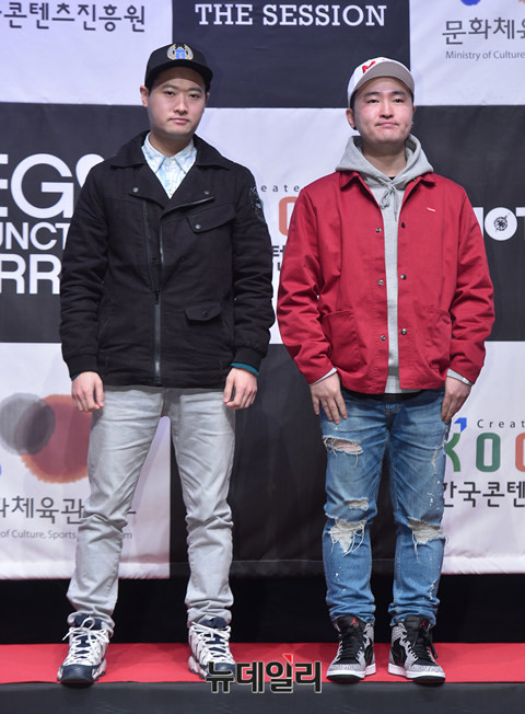 ▲ 미뎀에 참가하는 이루펀트 ⓒ 뉴데일리 정상윤 기자