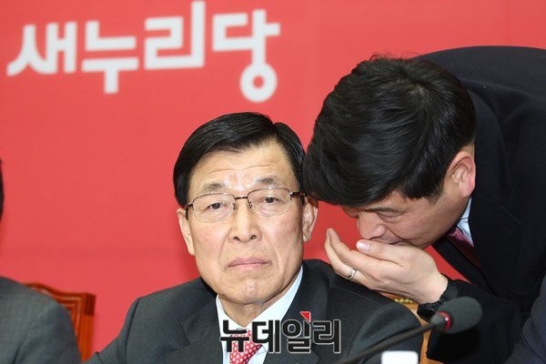 ▲ 11일 새누리당 원내대책회의에 참석한 황진하 사무총장.ⓒ뉴데일리