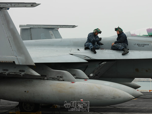 ▲ 부산에 입항에 외출 준비중인 美해군 ⓒ 뉴데일리 정상윤