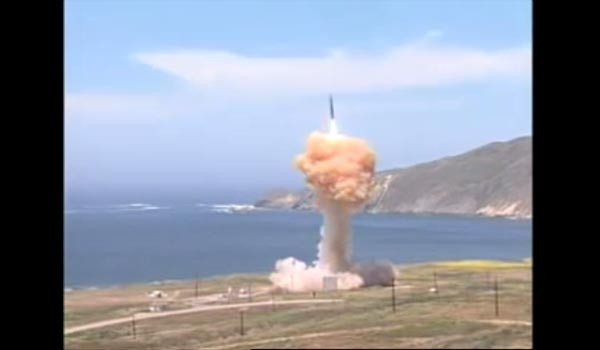 ▲ 美공군 주력 대륙간 탄도 미사일(ICBM) '미니트맨 3' 발사 장면. ⓒ유튜브 화면 캡쳐