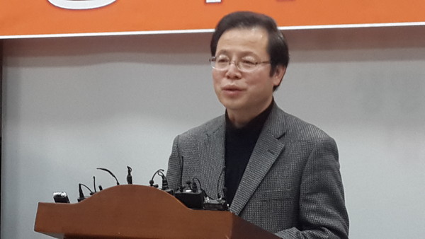 ▲ 충북 청주시 흥덕구 김준환 예비후보가 18일 새누리당 탈당과 무소속 출마를 선언했다.ⓒ김종혁 기자