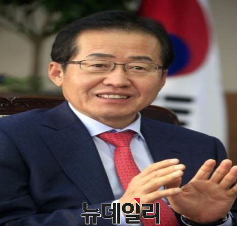 ▲ 새누리당 홍준표 경남도지사가 19일 당 지도부의 공천 내홍을 두고 자신의 페이스북에 쓴소리를 남겼다. ⓒ뉴데일리 DB