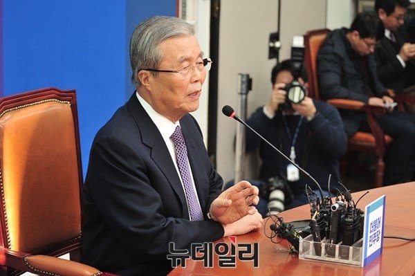 ▲ 더불어민주당 김종인 비상대책위 대표는 21일 비례대표 명부 거부와 관련 비상대책위에 불참하는 등 '당무거부'에 들어갔다. ⓒ뉴데일리 이종현 기자