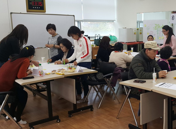 ▲ 단양다문화가족센터가 다문화고부를 대상으로 관계형성을 위한 고부로맨스 프로그램을 운영하고 있다ⓒ단양다문화가족센터