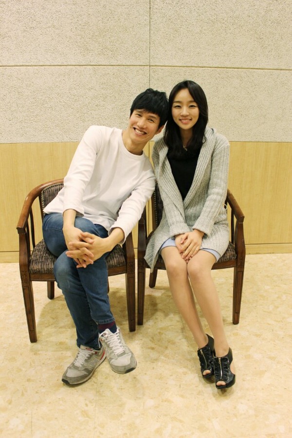 ▲ 배우 권반석(좌)과 문자영.