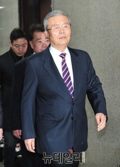 ▲ 더불어민주당 김종인 비대위 대표가 22일 오후 국회에서 비대위 회의에 입장하고 있다. ⓒ뉴데일리 이종현 기자