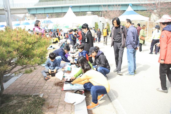 ▲ 사진은 지난해 옥천묘목축제 장면이다.ⓒ옥천군