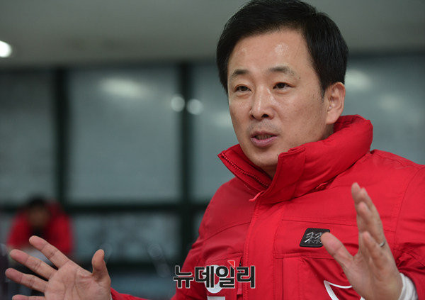 ▲ 새누리당 유영하 전 인권위원. 그는 서울 송파을에 단수추천 됐지만 공천여부는 최종결정 되지 않았다. ⓒ뉴데일리 정상윤 기자