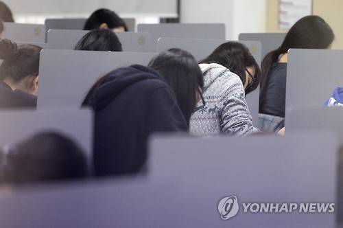 ▲ 2017학년도 대학수학능력시험은 올해 11월17일 실시되며 수능에 앞서 6·9월 모의평가가 진행된다. ⓒ연합뉴스
