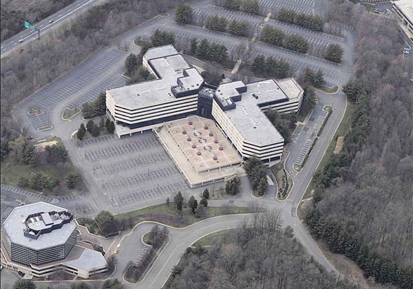 ▲ 미국은 9.11 테러 이후 CIA와 FBI의 대테러 관련부서를 분리시켜 국가대테러센터(NCTC)라는 독립기관을 창설했다. 그 규모는 정보기관 수준으로 알려져 있다. 사진은 NCTC 청사. ⓒ美Cryptome.org 화면캡쳐