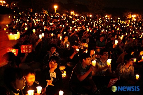 ▲ 2008년 광우병 사태 때 촛불집회 현장 ⓒ뉴시스
