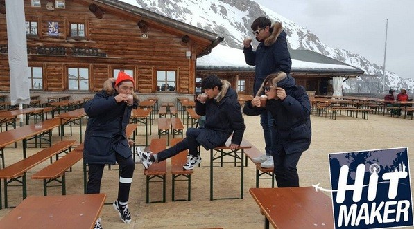 ▲ 추크슈피체에서 그윽한 커피향을 즐기고 있는 히트메이커 출연진.