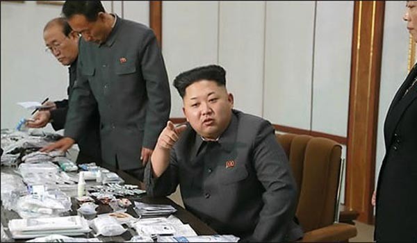 "남조선하고 중국이 나 테러하려 했다고 그래." 최근 북한 회령에서는 "김정은과 북한 수뇌부를 암살하려던 사람들이 붙잡혔다"는 소문이 돌고 있다고 한다. ⓒ北선전매체 화면캡쳐