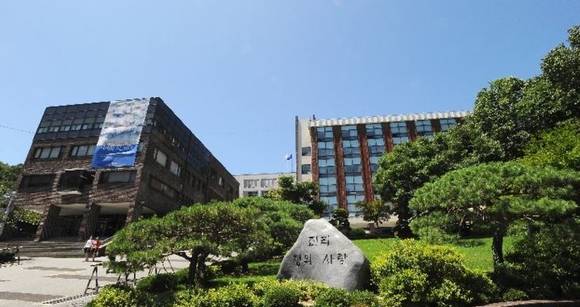 ▲ 상명대가 새로운 100년을 향해 닻을 올렸다. 사진은 상명대 캠퍼스. /상명대 제공ⓒ