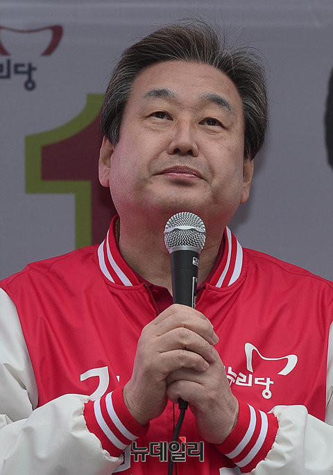 ▲ 옥새파동을 일으켜 새누리당 참패를 견인한 김무성 대표. ⓒ뉴데일리 정상윤 기자