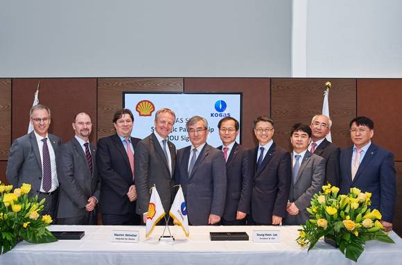 ▲ 마틴베셀라 쉘그룹 부회장(왼쪽네번째),이승훈 한국가스공사사장(왼쪽 다섯번째),ⓒ한국가스공사