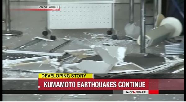 ▲ 16일 새벽, 지진이 휩쓸고 간 구마모토 공항 내부 모습. ⓒ日NHK 월드 보도화면 캡쳐