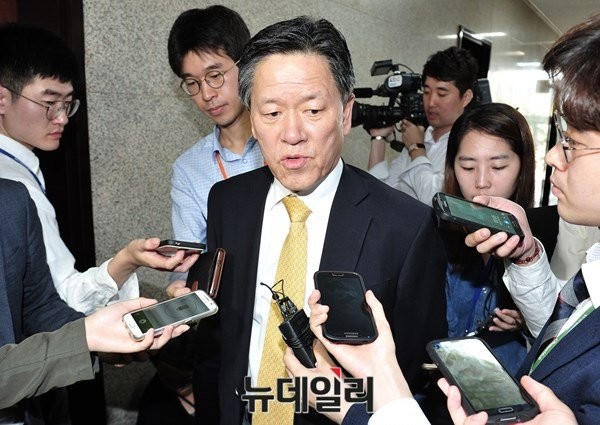 ▲ 국민의당 주승용 원내대표는 20일 라디오 인터뷰를 통해 국회의장은 더불어민주당에서 선출하는 게 원칙이라면서도, 새누리당과의 협상 가능성도 열어놓았다. ⓒ뉴데일리 이종현 기자