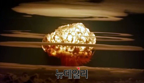 ▲ 북한전문매체 '38노스'가 공개한 북한 함경북도 풍계리 핵실험장 북쪽 갱도 부근의 모습에는 노란 동그라미로 새로 나타난 차량을 표시하고 있다. ⓒ美 북한 전문 매체 38노스 홈페이지 캡쳐