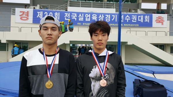 ▲ 사진 왼쪽 최동일, 오른쪽 김주안.ⓒ옥천군