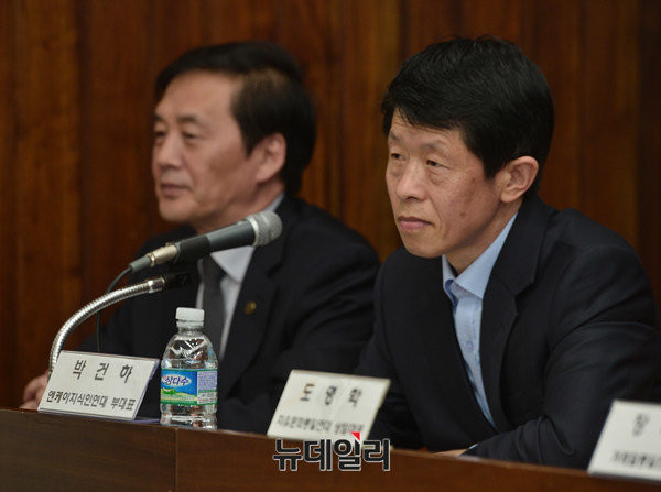 ▲ 오른쪽 NK지식인연대 박건하 부대표. ⓒ뉴데일리 정상윤 기자