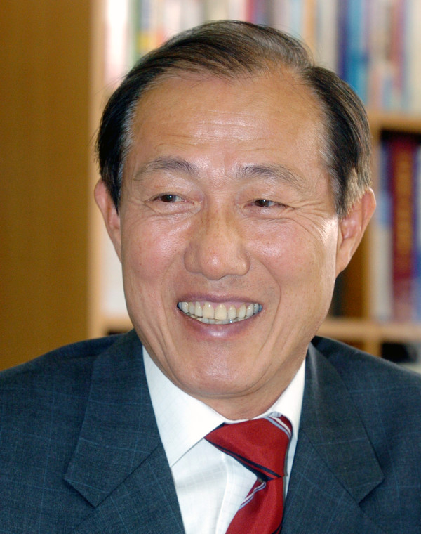 ▲ 이원종 신임 대통령 비서실장.ⓒ지역발전위원회